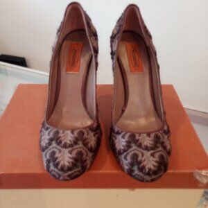 NWB MISSONI CROCHET LEATHER PUMPS